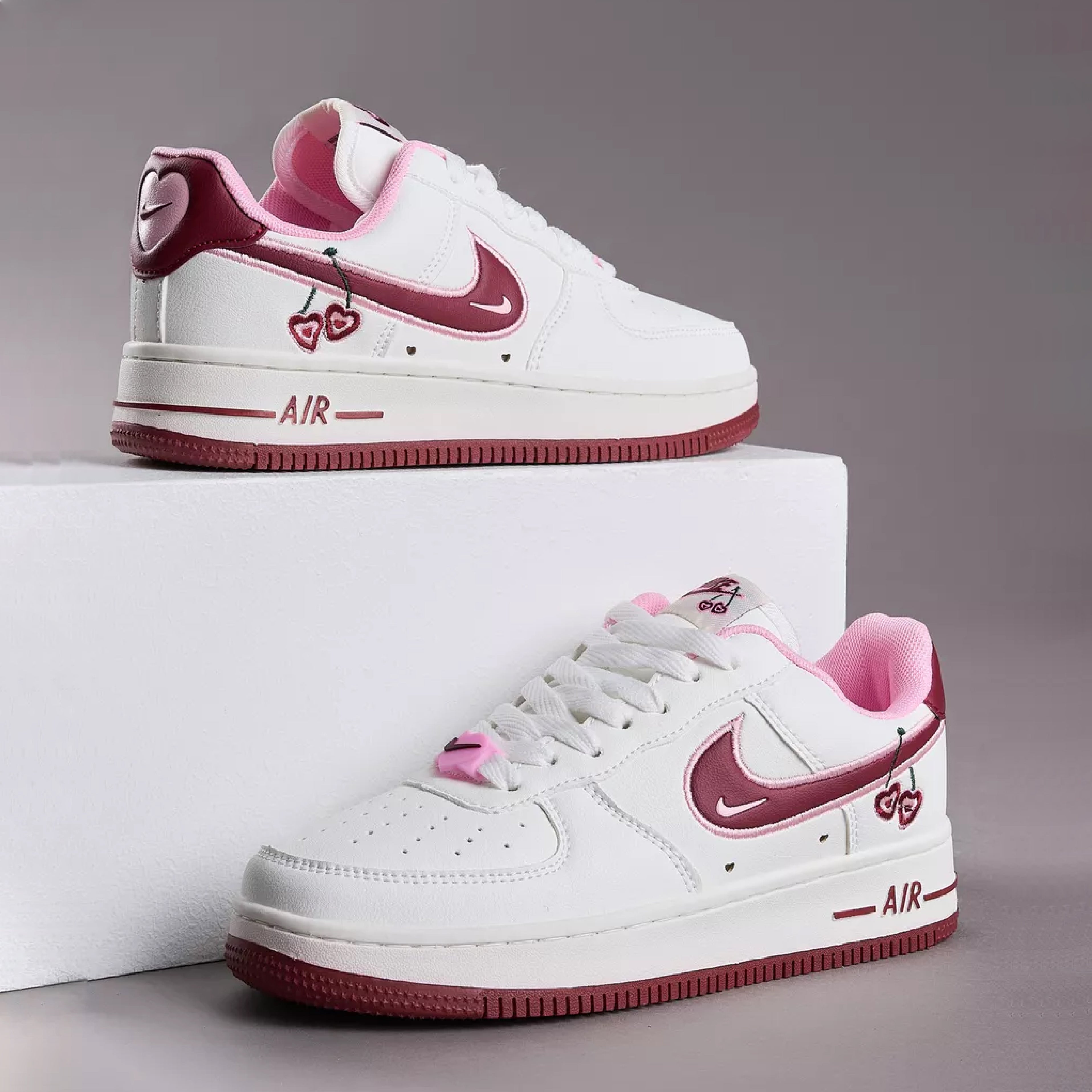 Nike Air Force 1 valentine bnib Sneakers