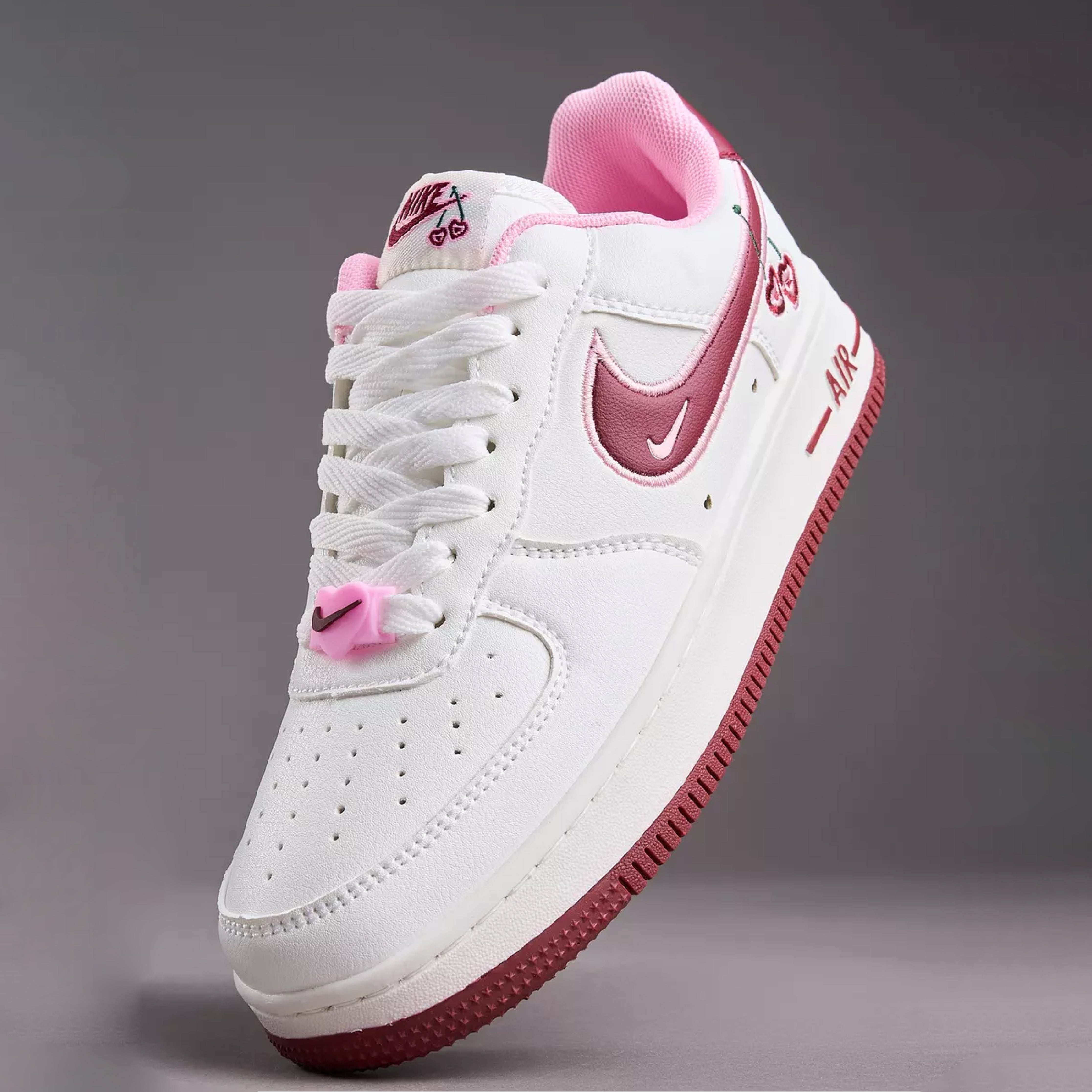 Nike Air Force 1 valentine bnib Sneakers